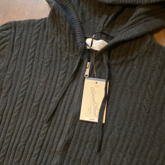 NWT Universal Thread Sweater Set - Picture 3 of 14